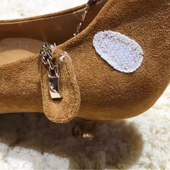 Heel Shoes. Pumps - Picture 4 of 4